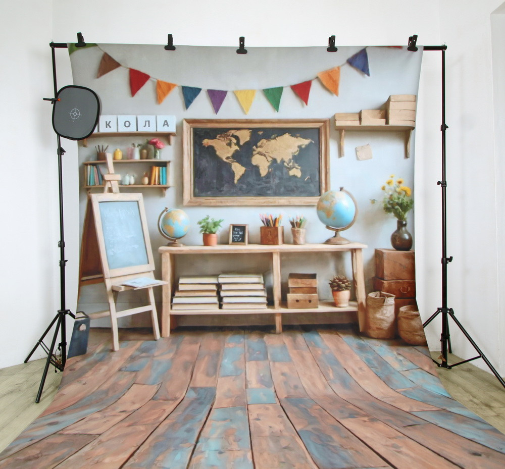 Combined backdrop "Map and easel"