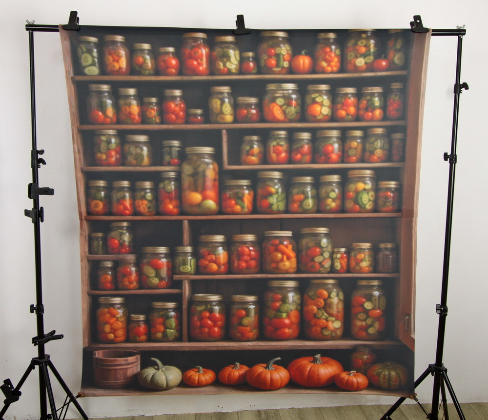 Нейрофотофон "Полки с банками темные"