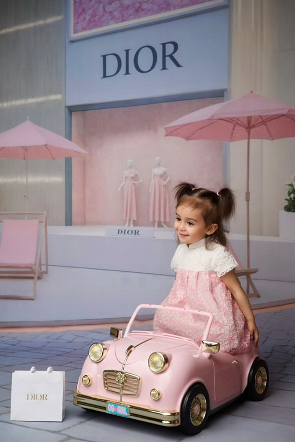 Combined backdrop "Dior"